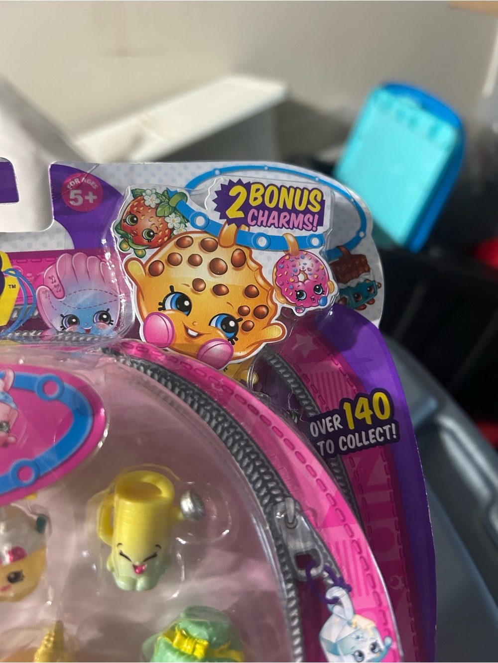 Shopkins Season 5 12-Pack Collectible Set - Pink & Teal - Picture 4 of 8